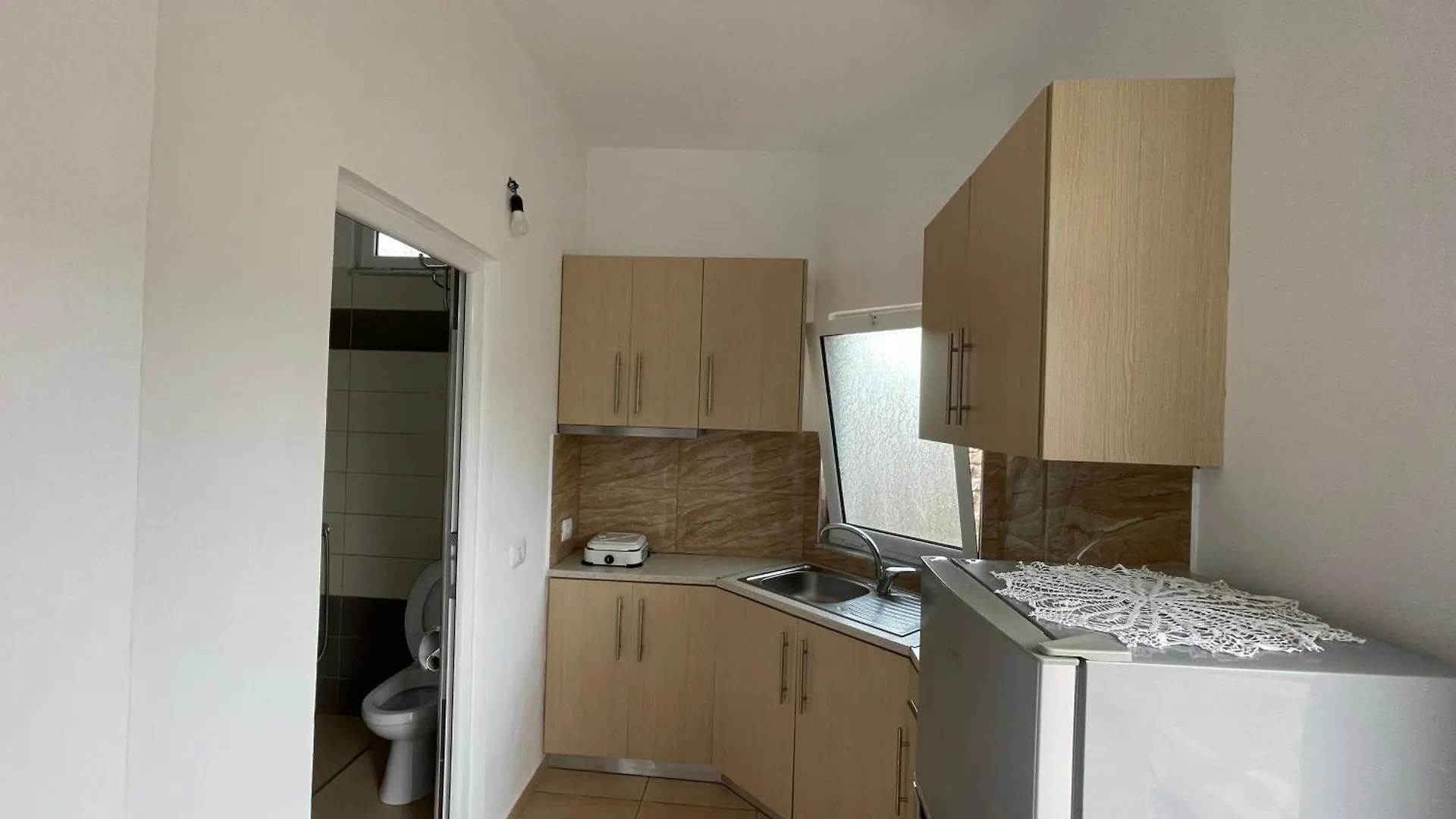 Vila Albi Ksamil Guest house