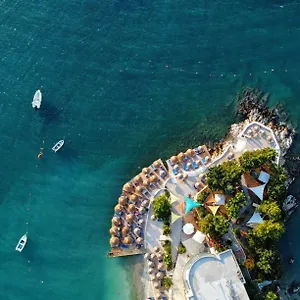 4* Hotel Manta